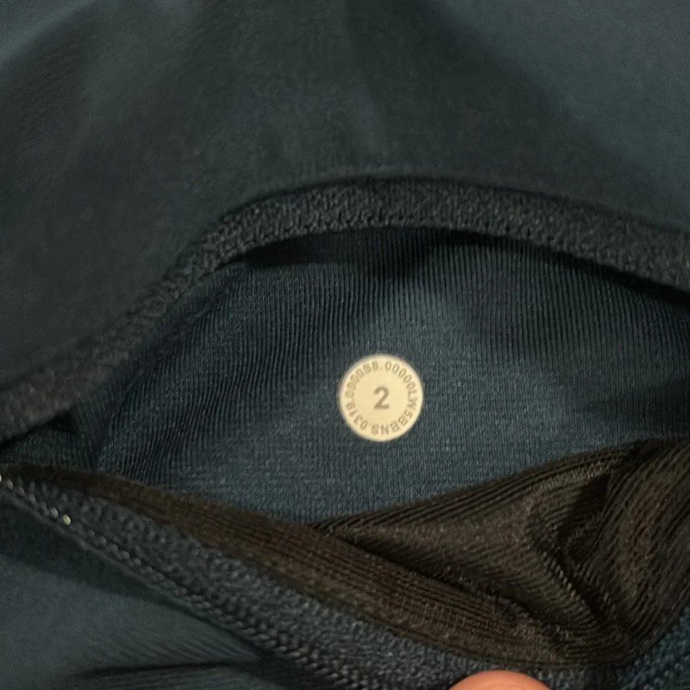 LuLulemon leggings EUC! - Picture 6 of 7
